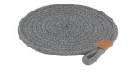 Justinus Bestecke Topfuntersetzer LifeStyle, rund, dunkelgrau Textil, Leder-Detail, 20 cm Durchmesser.