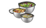 Das GEFU Schüssel-Set Mondi 3 tlg. enthält drei Edelstahlschüsseln mit schwarzen Deckeln, ideal für Salate und Obst.