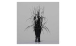 Stehgras 57 cm aus Kunststoff in schwarz mit einem schwarzen Band zugebunden. Auf einem grauen Hintergrund.
