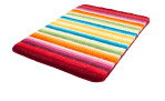 Badteppich Meusch 60x90 cm von Kleine Wolke: Synthetikfaser, bunte Streifen auf weißem Grund.