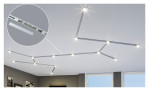 Moderne Decke mit mehreren verbundenen Einspeisung URail 30 cm LED-Schienenleuchten in silberfarben; Einsatz zeigt Details.