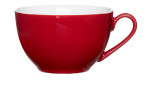 Eine leuchtend rote Ritzenhoff & Breker Kaffeetasse Doppio 200 ml mit Henkel auf einfarbig weißem Hintergrund.