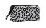 Reisenthel Kulturtasche Travelcosmetic aus robustem Polyester, schwarz-weißes Leopardenmuster, schwarzer Reißverschluss.