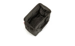Die Reisenthel Reisetasche Allrounder M aus Polyester, schwarz, rechteckig und leer, mit Griffen auf weißem Hintergrund.