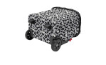 Der Reisenthel Einkaufstrolley Carrycruiser in schwarz-weißem Leopardenmuster hat einen Aluminiumrahmen und 2 kugelgelagerte Rollen.