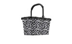 Reisenthel Einkaufskorb Carrybag mit schwarzem Griff, Leo Nero Druck, aus recyceltem Polyester, auf weißem Grund.