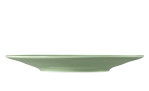 Kombi-Untertasse Beat 16,7 cm aus Porzellan in Salbeigrün. Ansicht von der Seite.