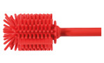 Die Küchenprofi Spülbürste Trend 31 cm ist eine rote Silikonreinigungsbürste mit Borsten und einem rechteckigen Kopf.