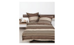 Mako-Satin Bettwäsche 98085 Moments in der Größe 155 x 220 cm, in der Farbausführung  braun, beige, gestreift auf einem Bett bezogen mit Deko