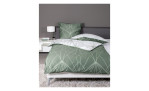 Mako-Satin Bettwäsche 87054 J. D. in der Größe 135 x 200 cm, in der Farbausführung grün, weiß, auf einem Bett bezogen mit Deko