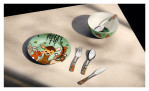 WMF Besteck-Set Kids 4-tlg.: silbernes Kinderbesteck mit bunten Waldtiermotiven auf hellem Grund.