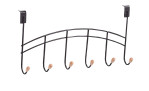 Türhänger 41 x 10 x 20,5 cm mit fünf Haken, jeder mit einer leichten Holzspitze.