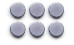 Sechs Magnet-Set 6-tlg. in zwei Reihen à drei Stück auf weißem Hintergrund angeordnet.