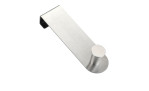 Der Türhaken Celano ist ein silberfarbener Metall-Türhaken mit rundem Knauf, ideal zum Aufhängen von Dekorationen.