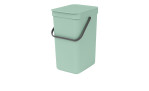 Hellgrüner Abfalleimer Sort & Go 12 l mit dunklem Griff und flachem Deckel, abgebildet auf weißem Hintergrund.
