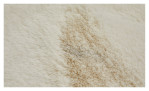 Nahaufnahme von LUXOR living Teppich Loano 80 x 150 cm, beige mit leichter Tierfellstruktur und einem dezenten braunen Streifen.