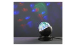 Das Casa Nova LED-Discolicht Flash wirft bunte Muster aus seiner 8 cm Kunststoffkugel und enthält Leuchtmittel.