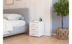 Nachttisch Taurus in der Farbe Weiß, im Schlafzimmer