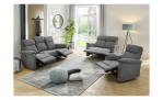 Sofa 3-Sitz, 2-Sitzer und Sessel Alana mit jeweils halbausgefahrener Relaxfunktion, Millieubild