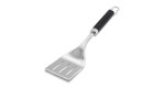 Weber Precision Grillwender aus Edelstahl mit schwarzem Griff und Metallschlaufe, isoliert auf weißem Hintergrund.