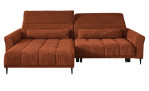 Komfort-Wohnlandschaft Lilly in einem orangefarbenen Cordstoff mit zwei Zierkissen.