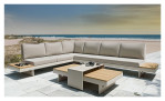 Garten-Lounge-Set Accra in beige mit Tischplatten aus Akazienholz und Gestell in beige aus Aluminium, Ansicht Milieu